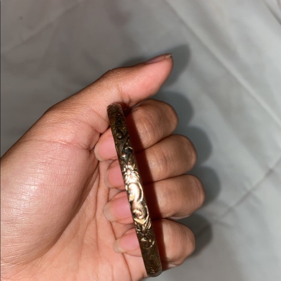 Gold Plated Heirloom Bangle - Picture 3 of 3